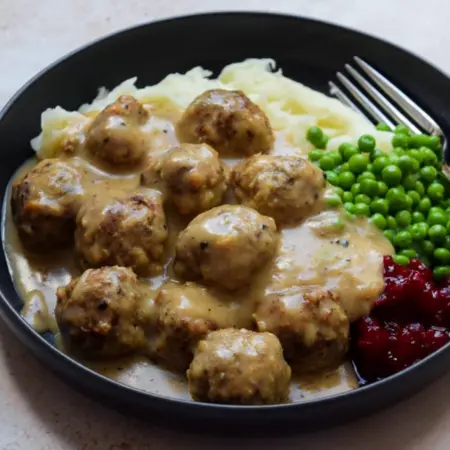 Swedish Meatballs with Mashed Potatoes & Peas